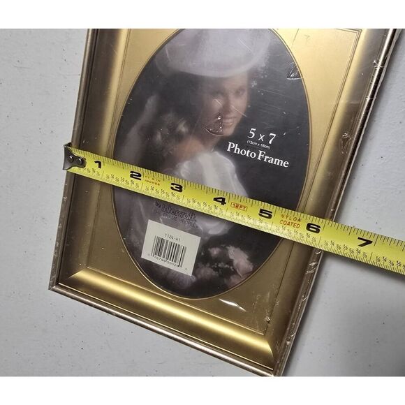 Vintage Intercraft Shadowbox Picture Frame-5x7" Oval Metal Tabletop & Wall NEW - Picture 11 of 11